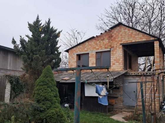 Будинок у с.Гора, 15 км від Києва | 2 будинки + 8,5 соток | газ,світло Кедина Гора