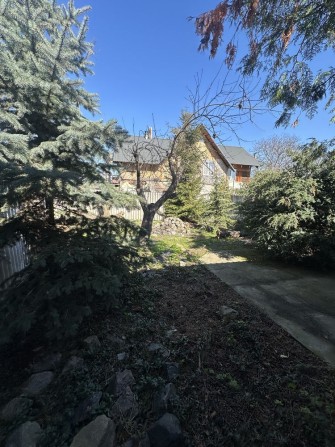 Продаж 1/2 будинку-120 кв.м, 4 сотки центр Горенки - фото 1