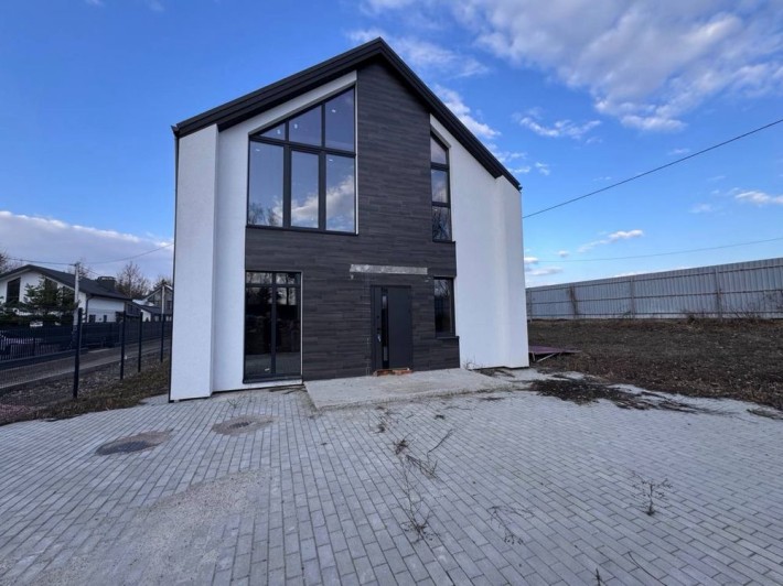 Чудовий будинок в передісті Києва. с. Дмитрівка - фото 1