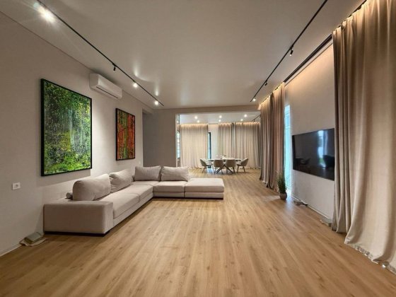 Дом 175 кв м на участке 8 соток с РЕМОНТОМ!Газ!Закрытый городок Дмитрівка