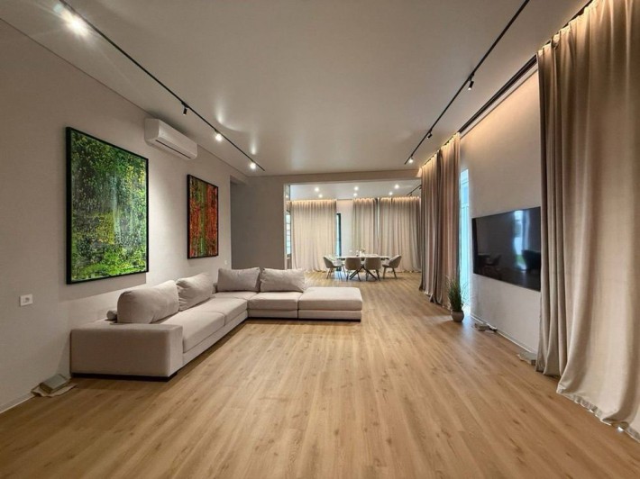 Дом 175 кв м на участке 8 соток с РЕМОНТОМ!Газ!Закрытый городок - фото 1