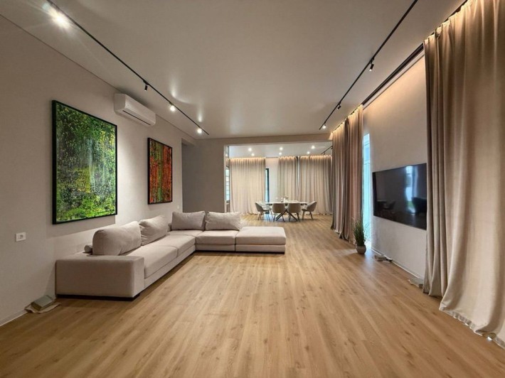 Продаж абсолютно готового для проживання одноповерхового ЛЮКС - фото 1