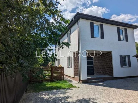 Будинок з ремонтом біля Києва  с. Іванковичі Иванковичи