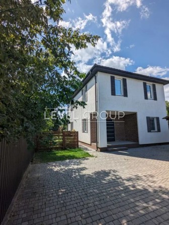 Будинок з ремонтом біля Києва  с. Іванковичі - фото 1