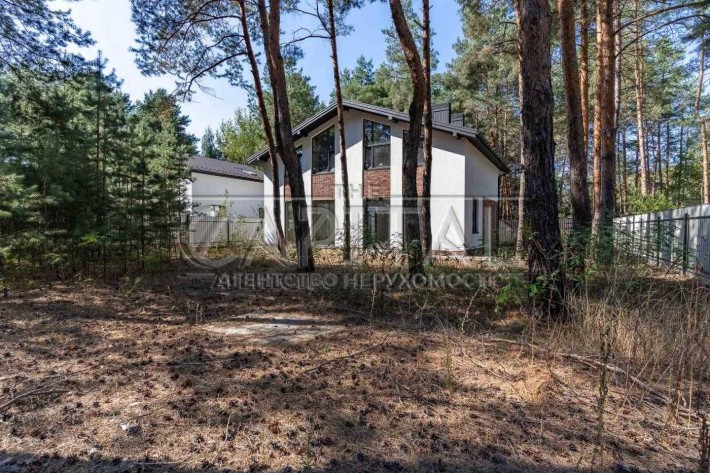 Продаж 2-поверхового Будинку в с.Зазим'я без ремонту - фото 1