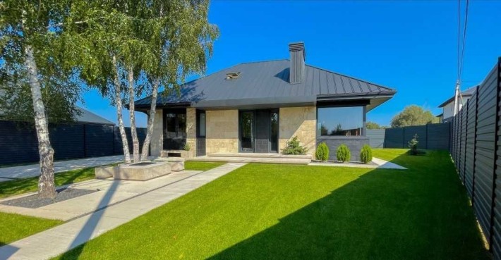 Будинок з березами! Котежне містечко в с.Іванковичі/метро теремки - фото 1