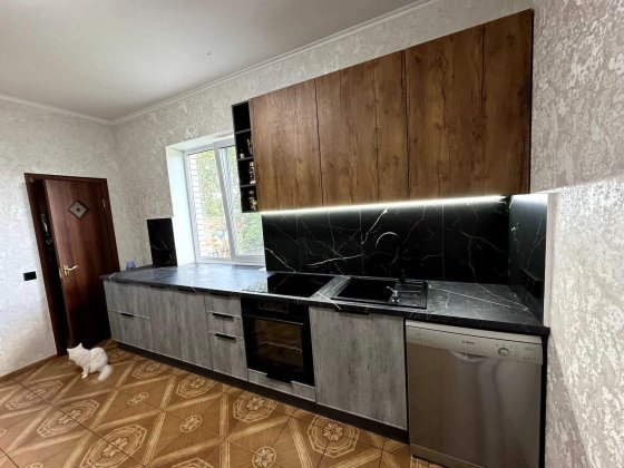 Продам 2-поверховий будинок у с. Красилівка EV Красилівка