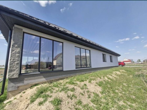 Продам будинок в селі Красилівка Броварського району Красилівка