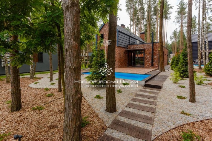 Riviera Village Будинок з виходом на воду,басейном,авторскький ремонт - фото 1