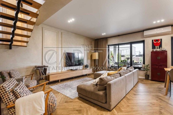 Сучасний будинок Крушинка — 175 м², басейн, автономність, тераса 90 м² - фото 1