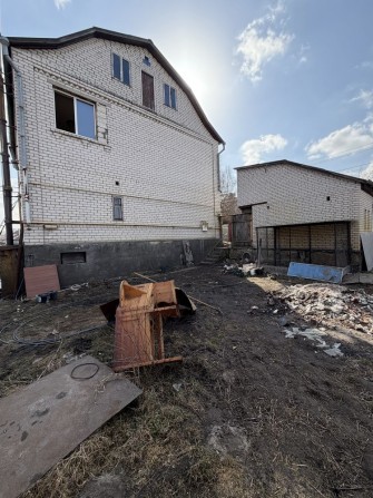 Продам будинок з ділянкою 14 соток,з виходом до озера - фото 1