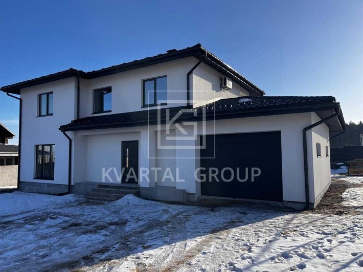 Сучасний будинок 120 м² + гараж біля лісу, 8 соток - фото 1