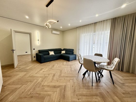 Окремий будинок з ремонтом. Сертифікат, єоселя