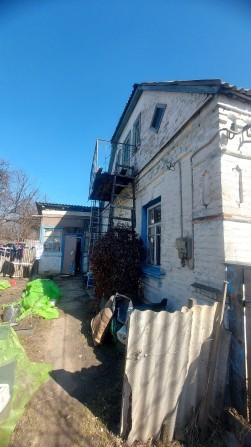 Продається 1/2 будинку в Михайлівка - Рубежівка - фото 1