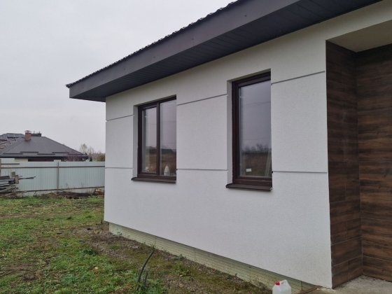 Будинок 112м2 на 7,5 сотках землі Михайловка-Рубежовка