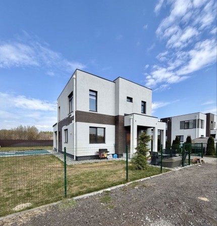 Продаж будинка 160м2  9соток закрите містечко Нові Безрадичі Киів 8 км - фото 1