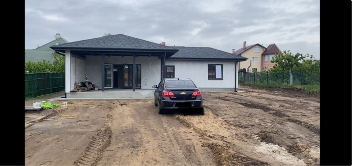 Земельна ділянка з будинком - фото 1