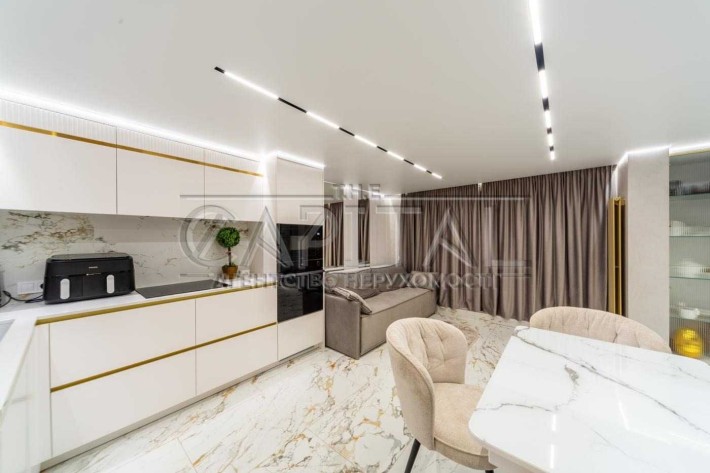 Продаж / Будинок / 180 м2 / Нові Безрадичі / вул. Союз Безрадичі / Обухівський район - фото 1