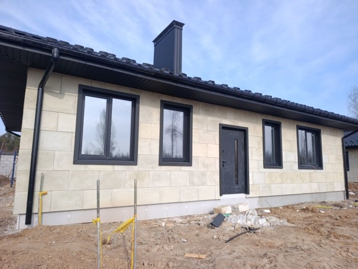 Якісний будинок в гарній локації - фото 1