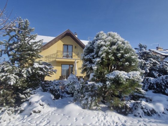 Будинок мрії з гаражем та басейном в КМ поблизу Києва! 2% оформлення Петрушки