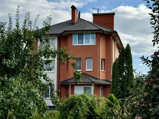 Продаж будинку в с. Погреби Новий ремонт біля Десни 1 лінія Погреби