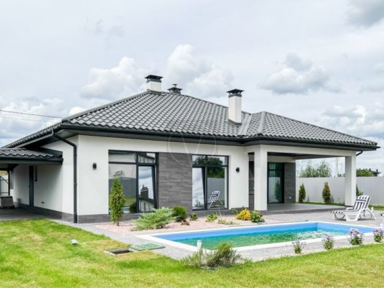 Будинок 180 м² з басейном, 12 соток — 4 км до Києва (Погреби) Погреби