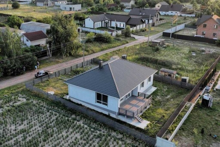 Продаю будинок в селі Путрівка. - фото 1