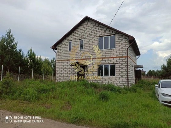 Продається двоповерховий будинок (дача) в селі Рожівка, Бровар-ий р-н Рожевка