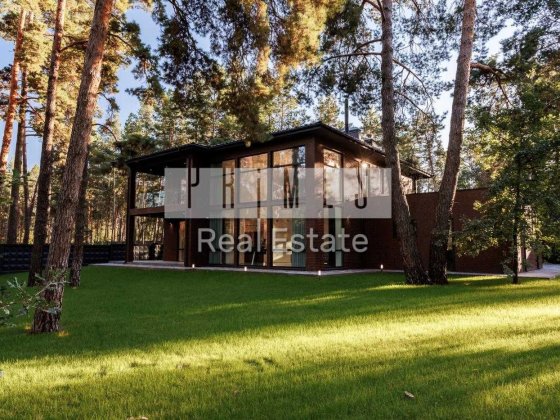 Продаж / Будинок 350 м2 Обухівський район, Плюти Плюты