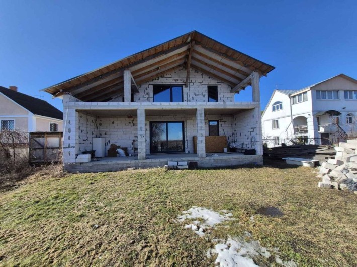 Будинок з виходом на воду - фото 1