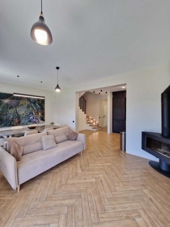 Якісний, сучасний, з системою резервного живлення на 2 доби. - фото 1