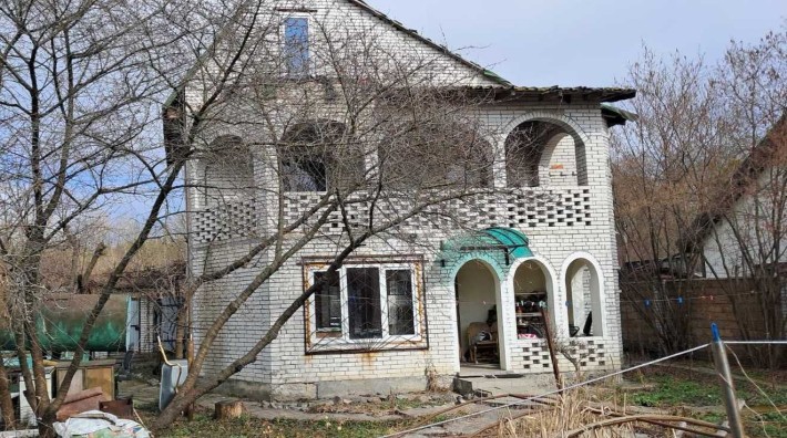 Присадибна ділянка з будинком - фото 1