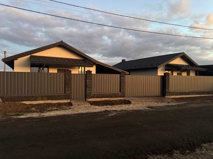 Продаж будинку Київська область с.Требухів газ Броварський рн - фото 1