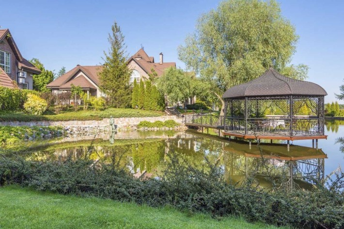 Продається маєток у мальовничому місці Васильківщини.1100000$ - фото 1