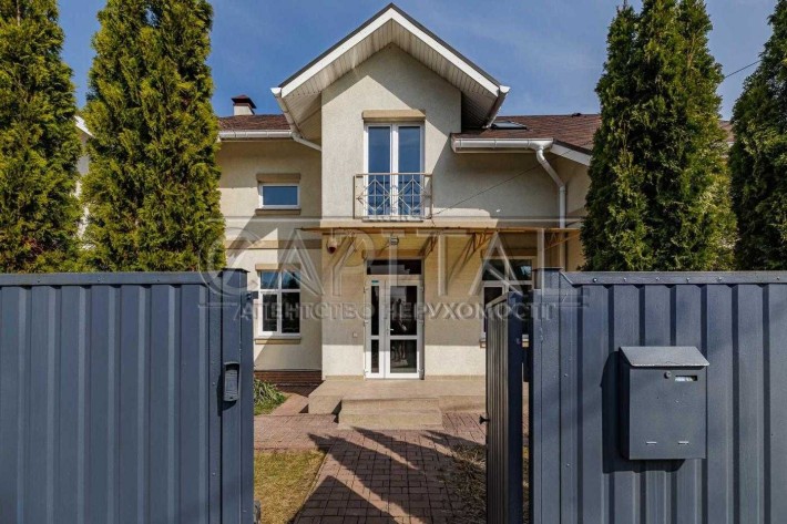 Цегляний будинок для родини 297,8 м² у Чайках — поруч із Києвом - фото 1