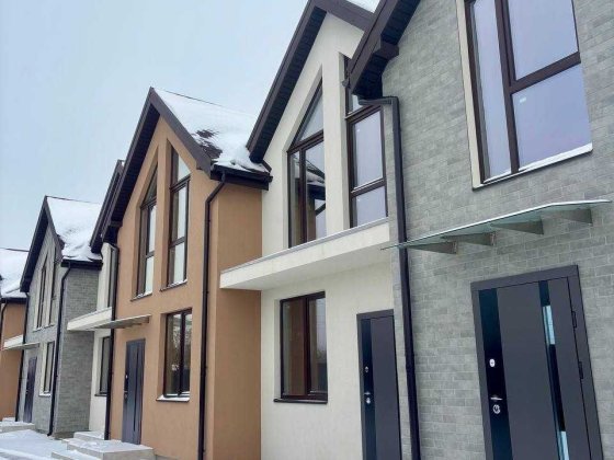 Будинок для комфортного життя поблизу Києва! Власна ділянка! Чайки