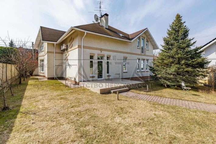 Продаж будинку 297м2 с.Чайки/вул.Марка Вовчка/Києво-Святошинський р-н - фото 1