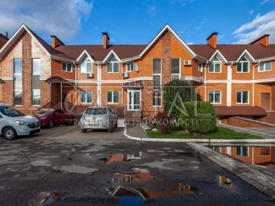 Продаж будинку в с.Чайки  дизель Генератор Чайки