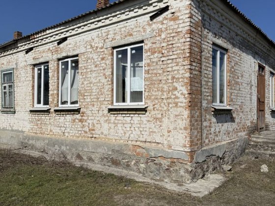 Продається будинок можливий обмін на авто Новомиргород