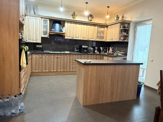 Продаж котеджу з ремонтом в Сокільниках вул Садова Сокільники