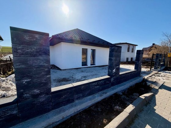 Без комісіі!Продаж окремостоячого будинку з 8 сот землі,с.Сокільники Сокольники