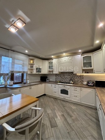 Продається котедж з ремонтом у Рудно (7хв до Львова) - фото 1