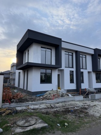 Продаж преміального котеджу Солонка вул. Карпенка-Карого - фото 1