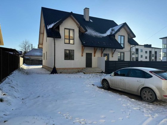 Продаж котеджу у м.Пустомити Пустомити