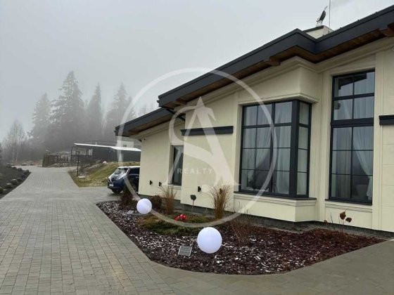 Будинок 200 кв.м. в сучасному котеджному містечку Сангора Карпати Славське Львівська область Славское