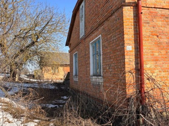 Продам цегляний  будинок у Шептицькому р- ні, Львівської обл. Сокаль