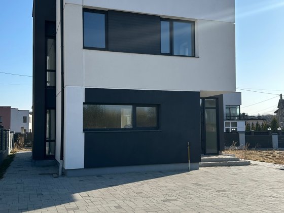 Продаж готового котеджу у с.Конопниця,площа 163 м2 Конопниця