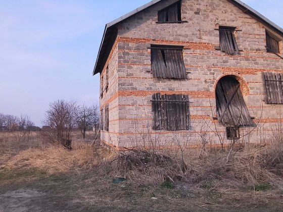 Цегляна коробка будинку з панорамним виглядом — Жовква, 10 соток Жолква