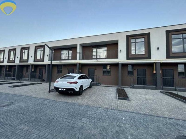 Сданный Таунхаус   смт Авангард - фото 1