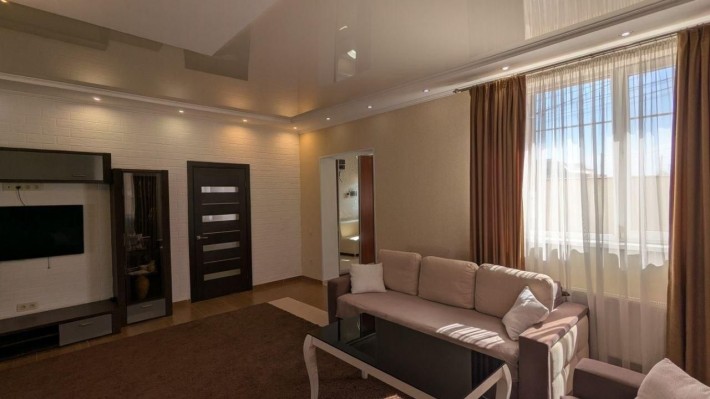 Продам Отдельный дом в Червоном Хуторе ул Кодымская221-717) - фото 1